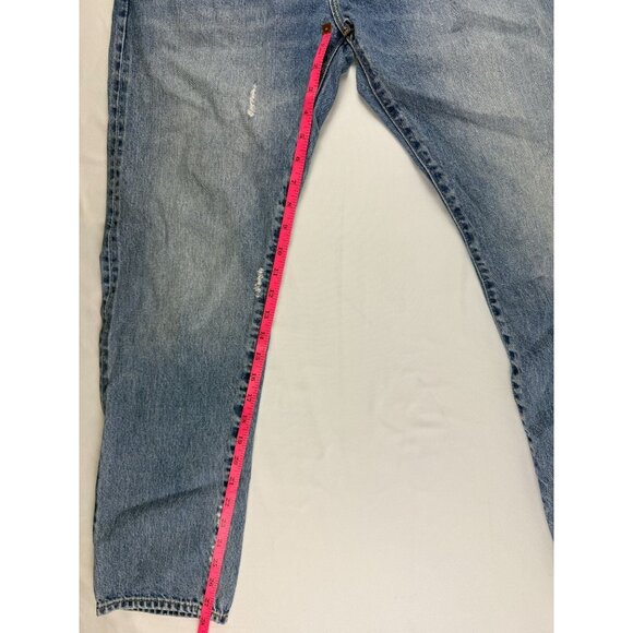 Todd Snyder Mens SLIM FIT SELVEDGE JEAN IN DESTROYED BROOME WASH Size 32x30 - Picture 12 of 13